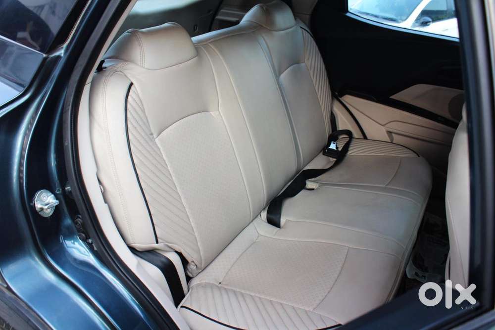 Mahindra Xuv300 W6 Diesel, 2023, Diesel