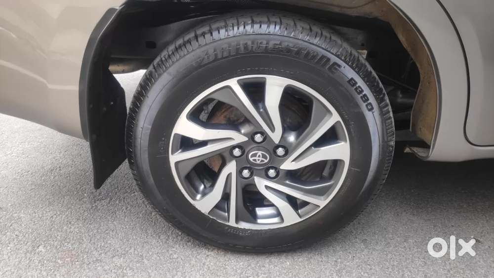 Toyota Innova Crysta [2020-ongoing] 2.4 Gx 7 Str, 2022, Diesel