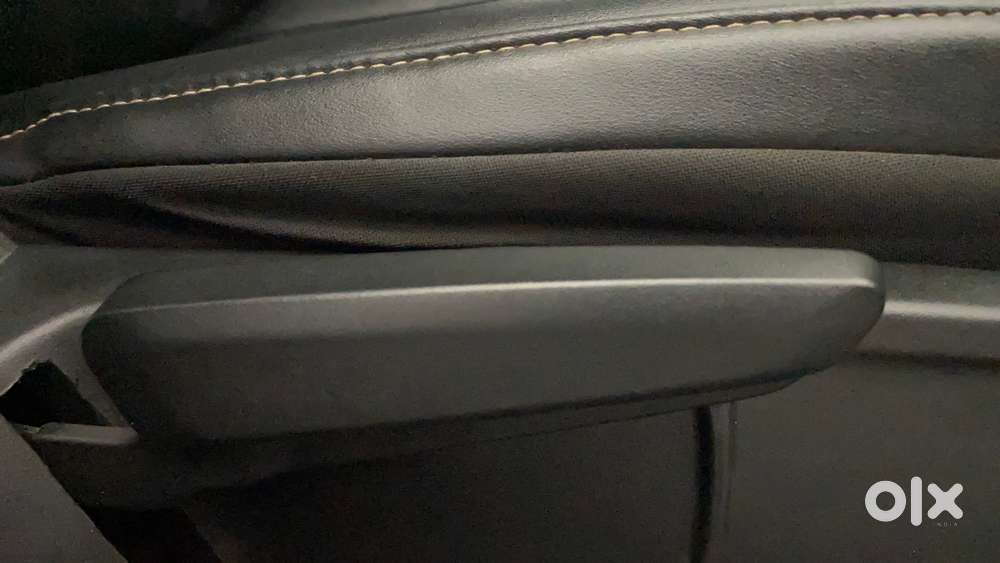 Tata Altroz 1.2 Xza Plus, 2022, Petrol