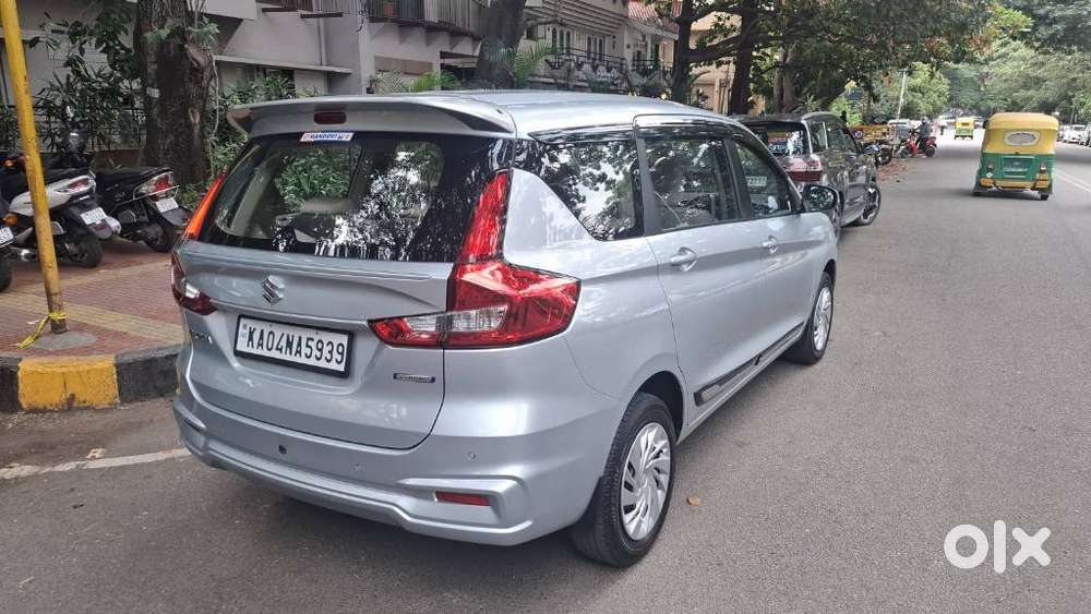 Maruti Suzuki Ertiga Vxi Shvs, 2022, Petrol