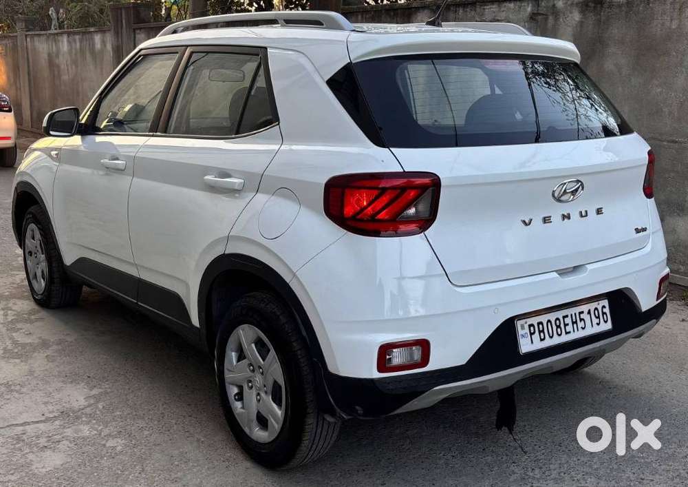 Hyundai Venue, 2019, Petrol