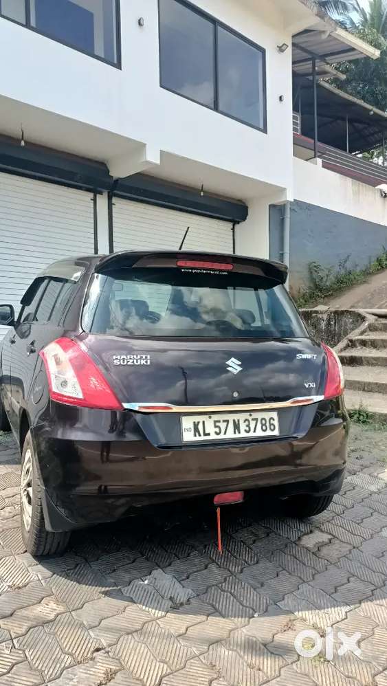 Maruti Suzuki Swift Vxi 2016