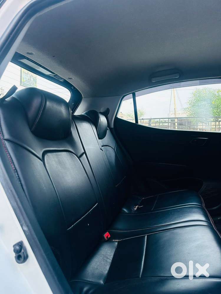 Hyundai Grand I10 Nios Sportz Mt Dual Tone, 2019, Petrol