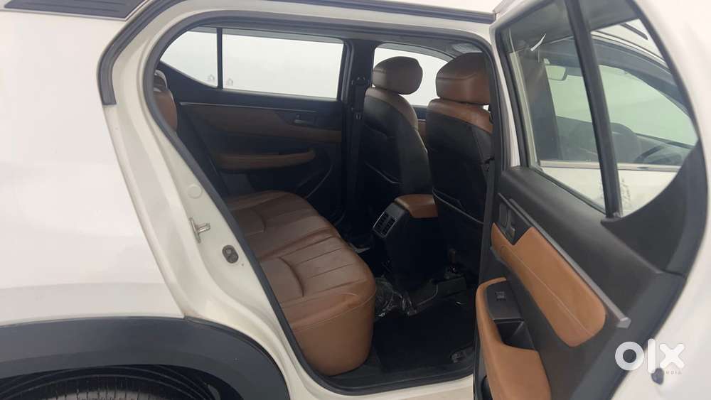 Honda Elevate Zx Cvt, 2023, Petrol