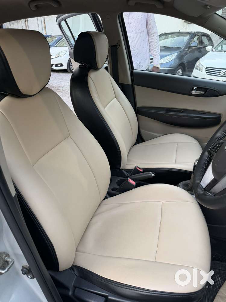 Hyundai I20 Sportz Option 1.4 Crdi, 2012, Diesel