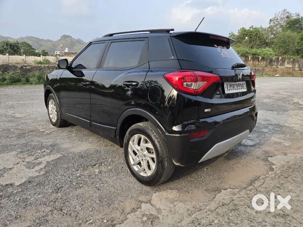 Mahindra Xuv300 1.5 W8 2023