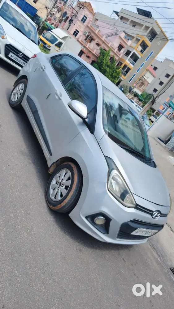 Hyundai Xcent 2015 Diesel 200000 Km Driven