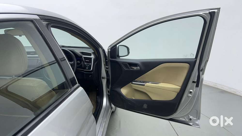 Honda City I-vtec S, 2015, Petrol