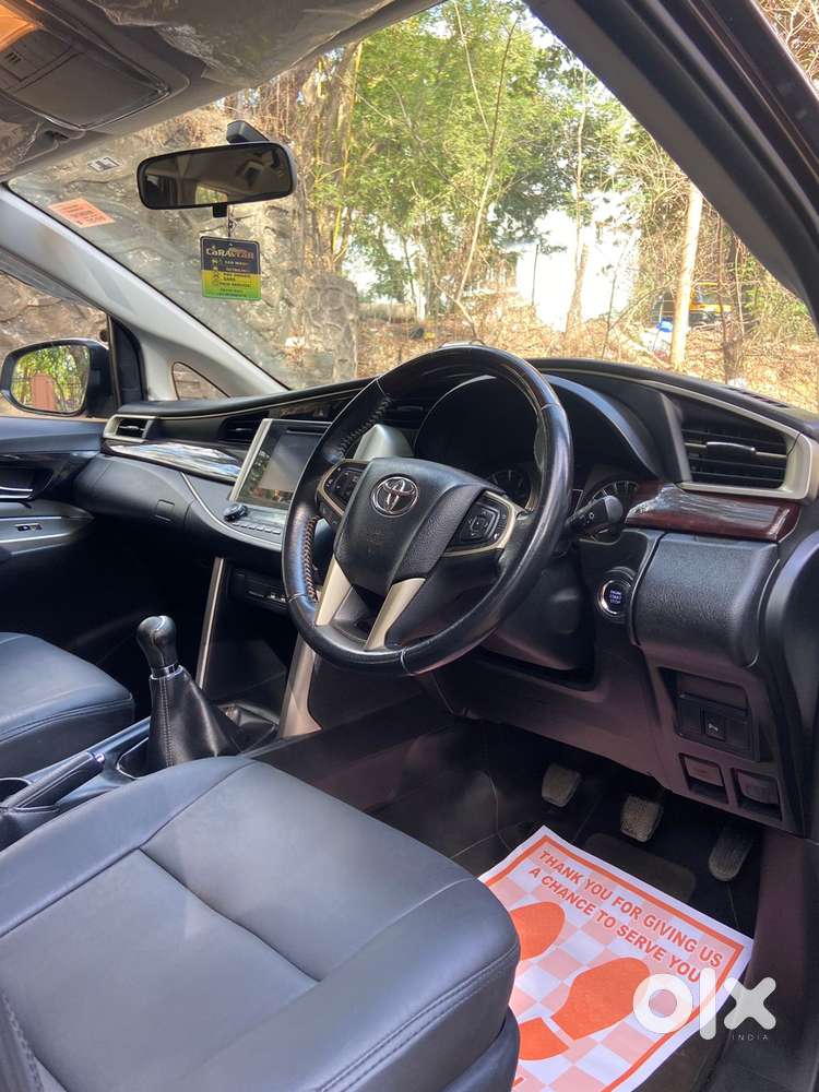 Toyota Innova Crysta 2.4 G Plus Mt 8 Str, 2017, Diesel
