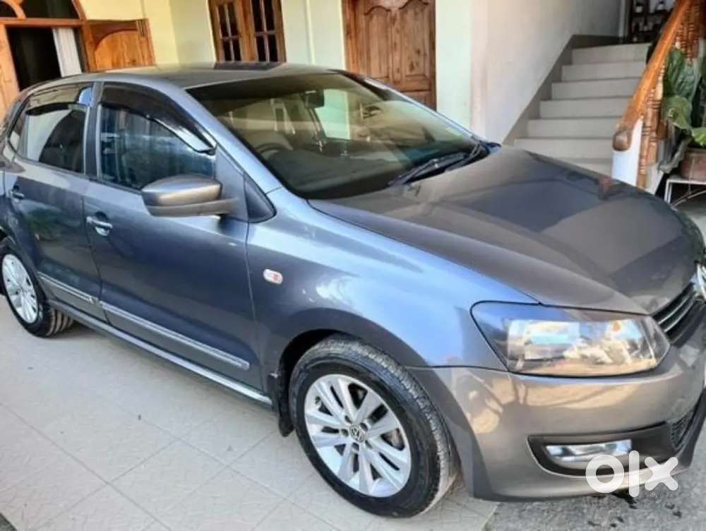 Volkswagen Polo 1.2 Highline Petrol 2013  95000 Km Driven