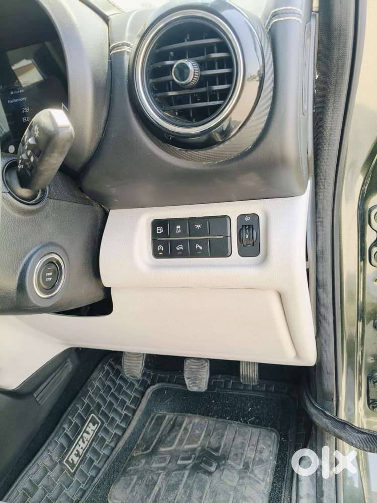 Mahindra Thar Roxx Ax7l Rwd Diesel, 2025, Diesel