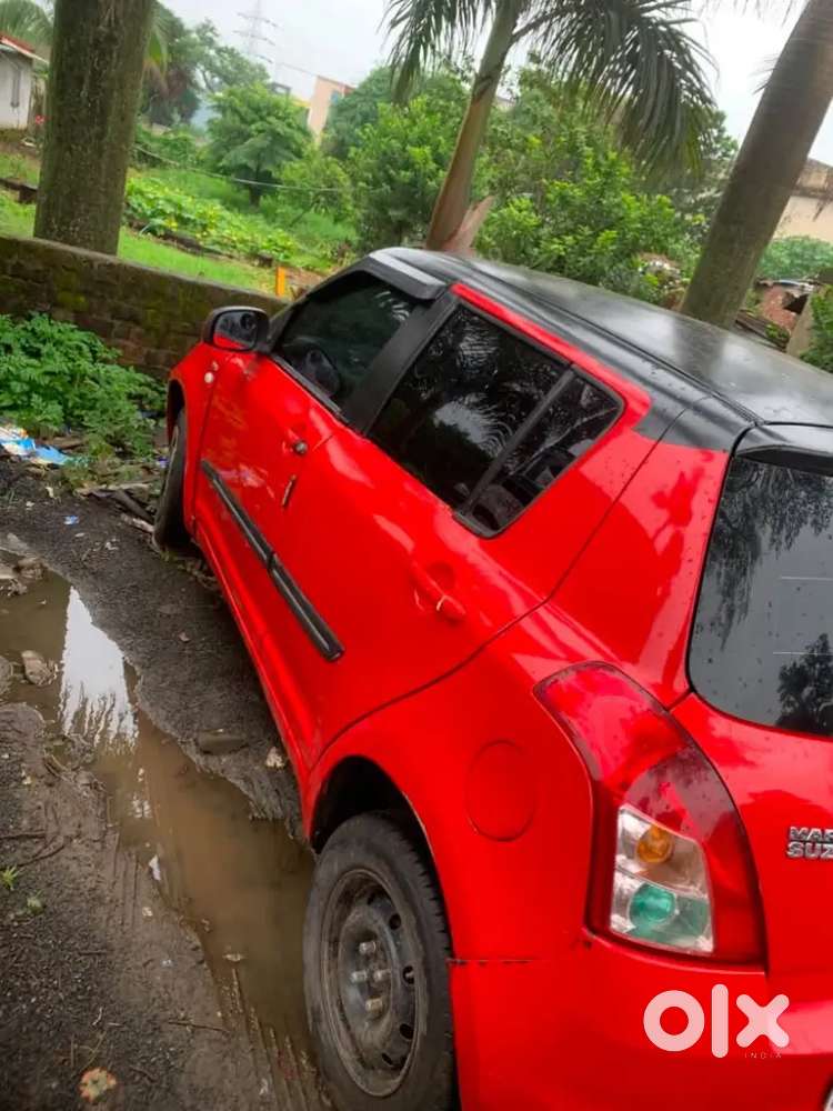 Maruti Suzuki Swift Ddis 2011