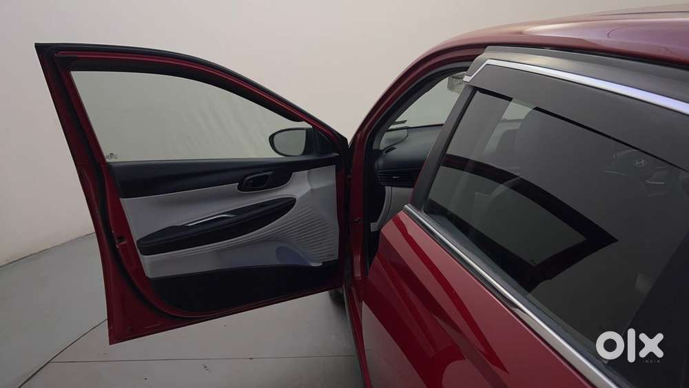 Hyundai New I20 1.2 Asta (o) Ivt, 2023, Petrol