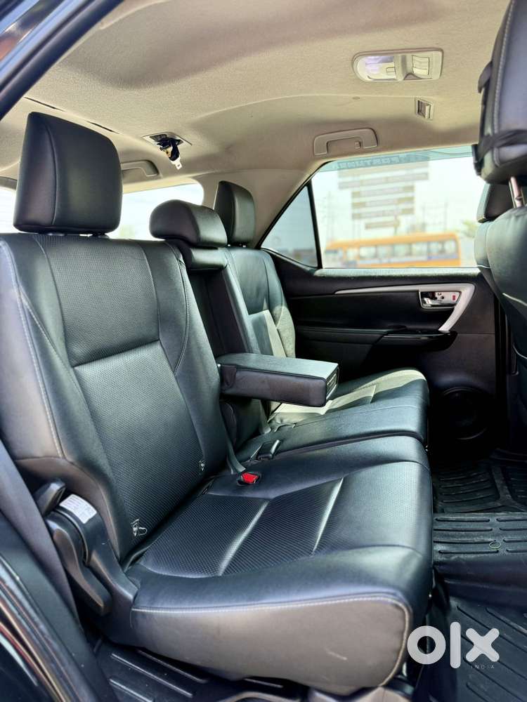 Toyota Fortuner [2021-ongoing] 2.8 2wd Diesel Mt, 2024, Diesel