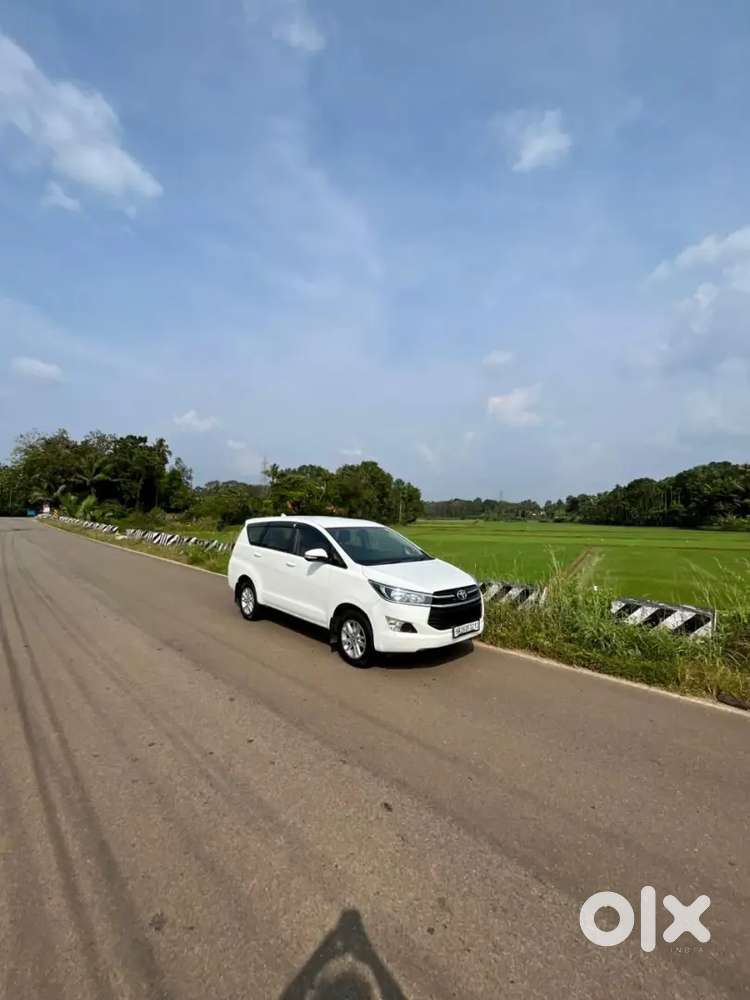 Toyota Innova Crysta 2017