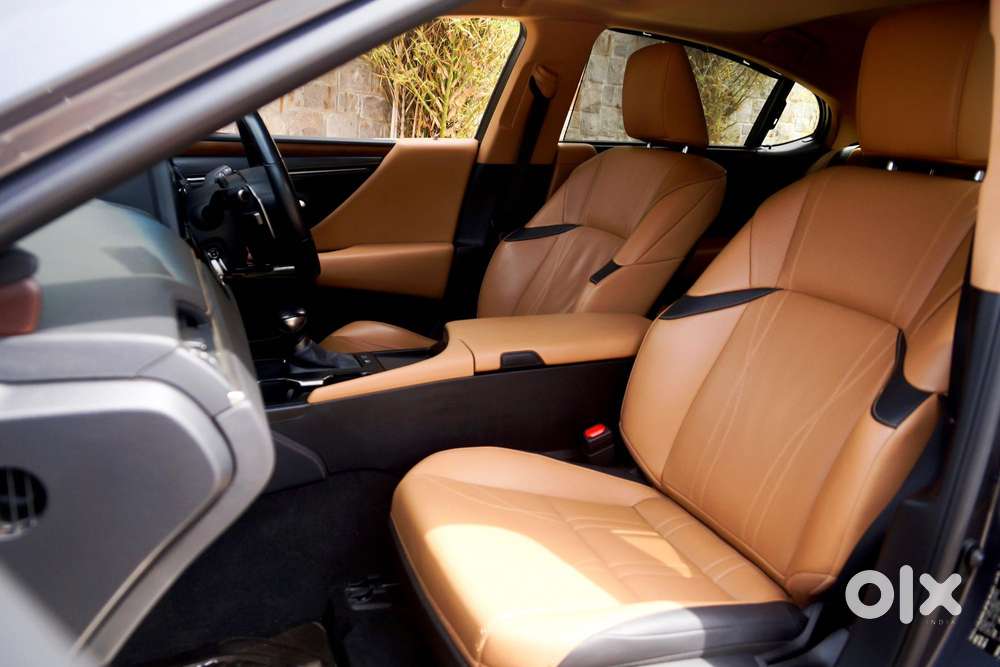 Lexus Es 300h Exquisite, 2024, Petrol