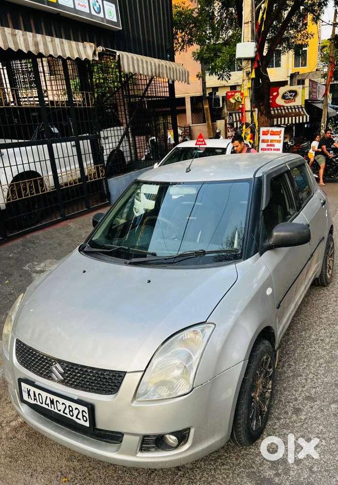Maruti Suzuki Swift 2004-2010 1.3 Vxi, 2005, Petrol