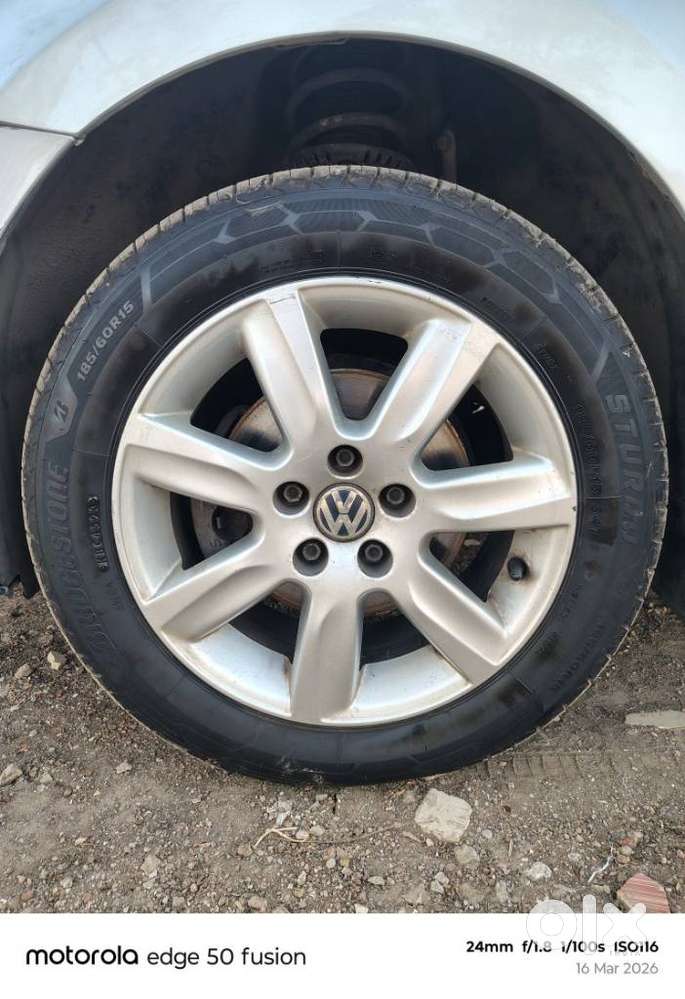 Volkswagen Vento 2010-2013 Petrol Highline, 2011, Petrol