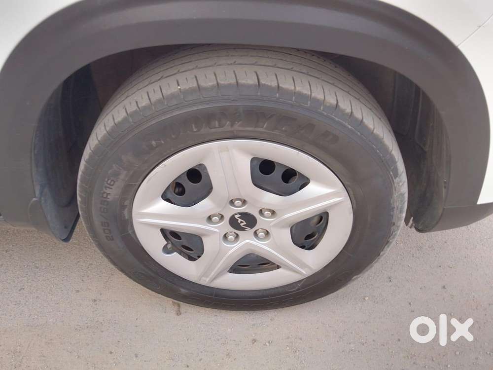 Kia Seltos Htk G, 2023, Petrol