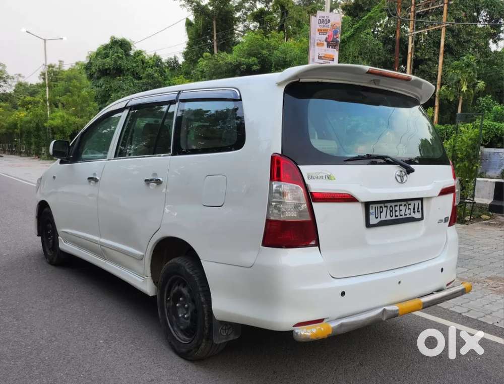 Toyota Innova 2.5 G (diesel) 7 Seater Bs Iv, 2016, Diesel