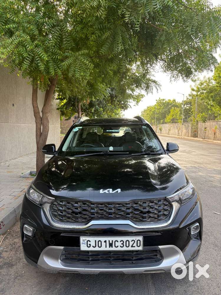 Kia Sonet -- Best Condition -- Automatic Petrol