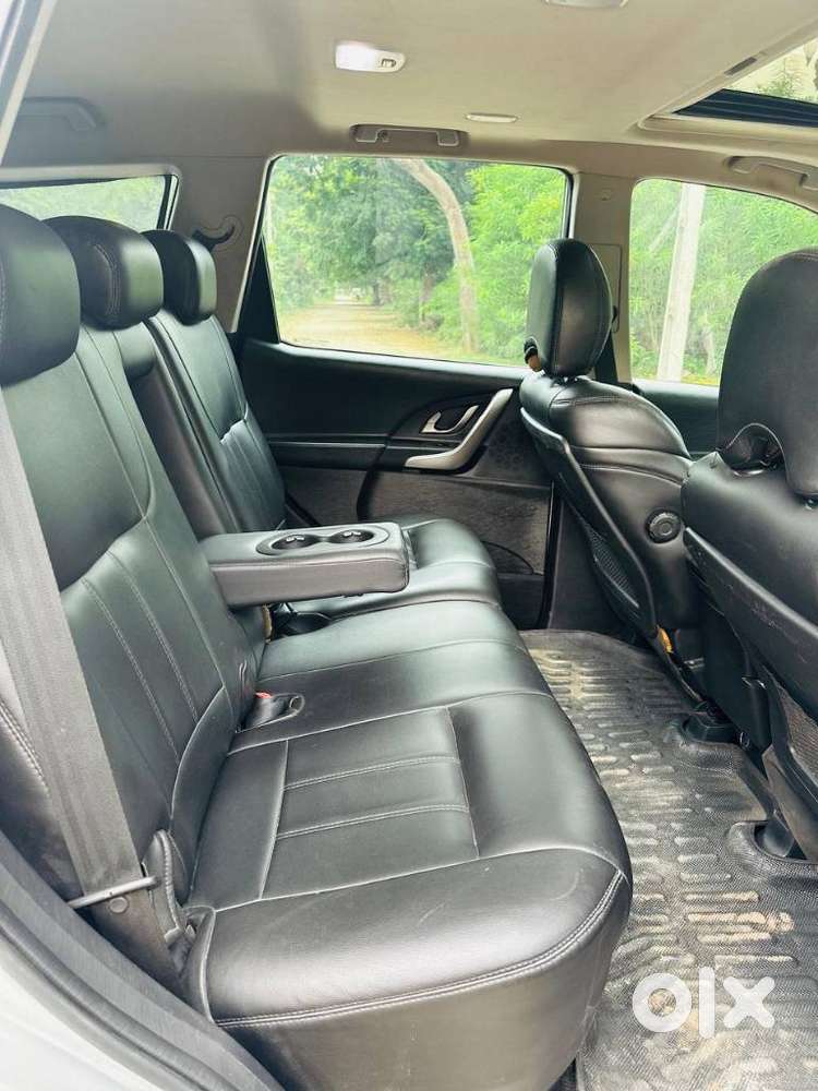 Mahindra Xuv500 W9 1.99, 2019, Diesel