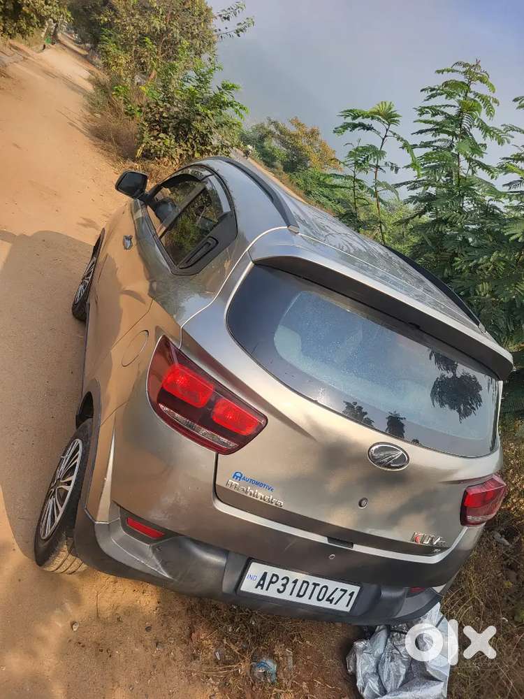 Mahindra Kuv 100 2017