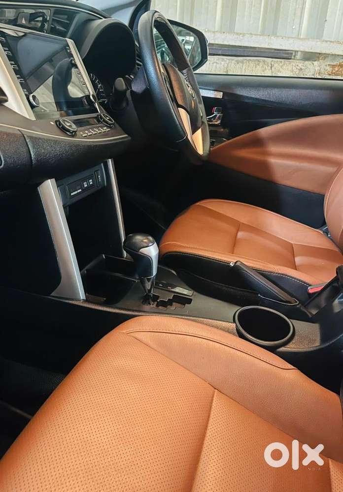 Toyota Innova Crysta 2022 Diesel Well Maintained