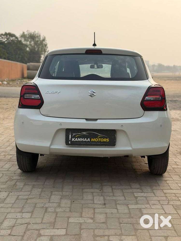 Maruti Suzuki Swift Vxi Optional, 2023, Petrol