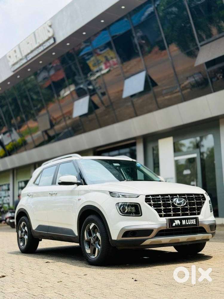 Hyundai Venue Sx Plus Turbo Dct, 2020, Petrol