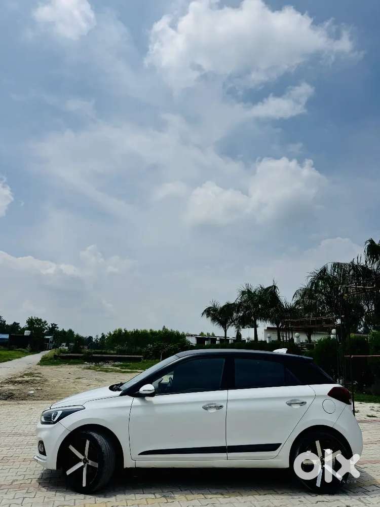 :
2018 Hyundai I20 Asta (o) – 3rd Owner – Excellent Condition