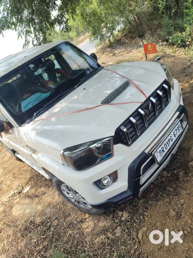 Mahindra Scorpio 2018 Diesel 96122 Km Driven