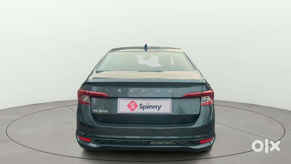 Skoda Slavia Ambition 1.0l Tsi Mt, 2023, Petrol