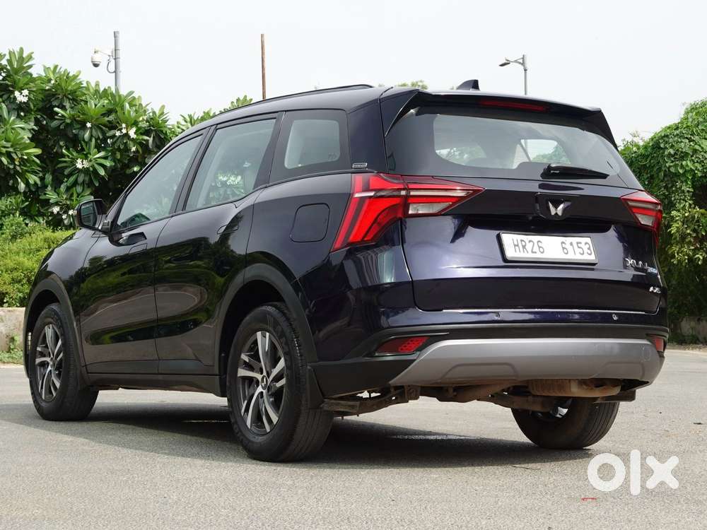 Mahindra Xuv700 2.0 Ax 5 Petrol Mt Str, 2022, Petrol