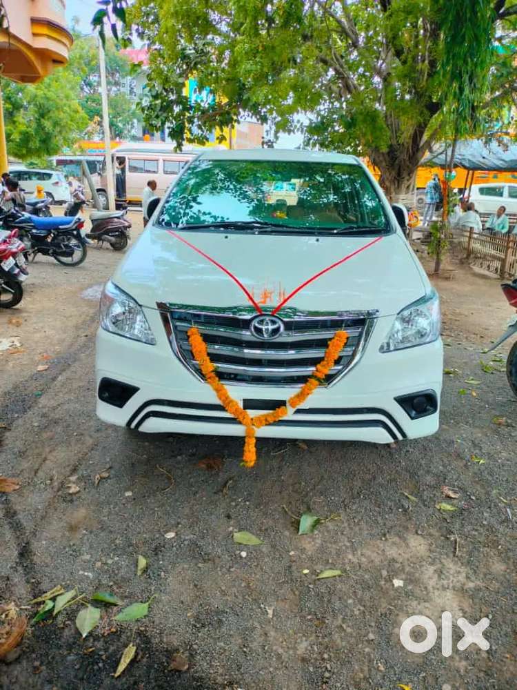 Toyota Innova 2009 With 320000 Km Driven