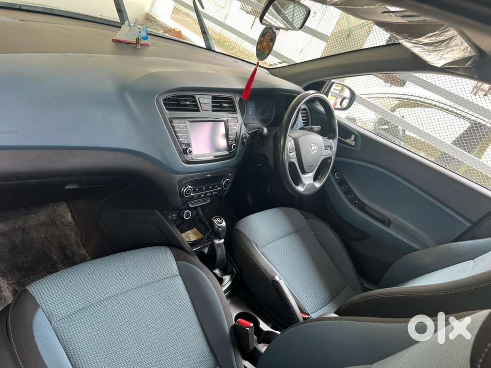 Hyundai I20 Active 2016 Petrol Well Maintained
