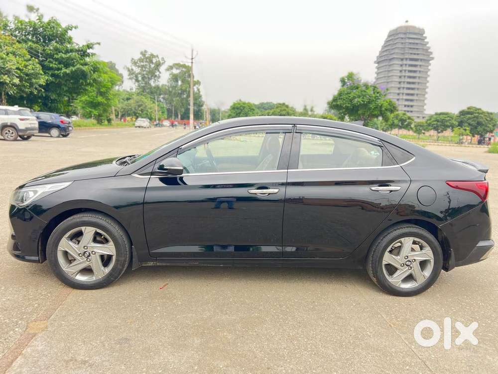 Hyundai Fluidic Verna