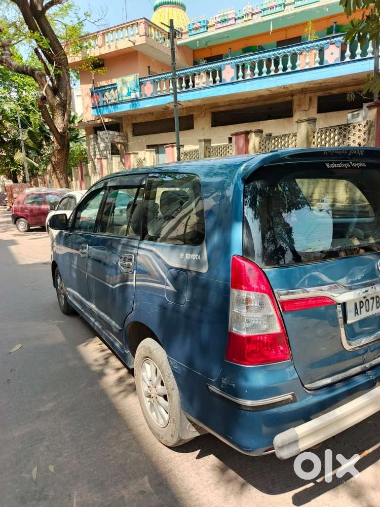 Toyota Innova 2.5 Z Diesel 7 Seater, 2014, Diesel
