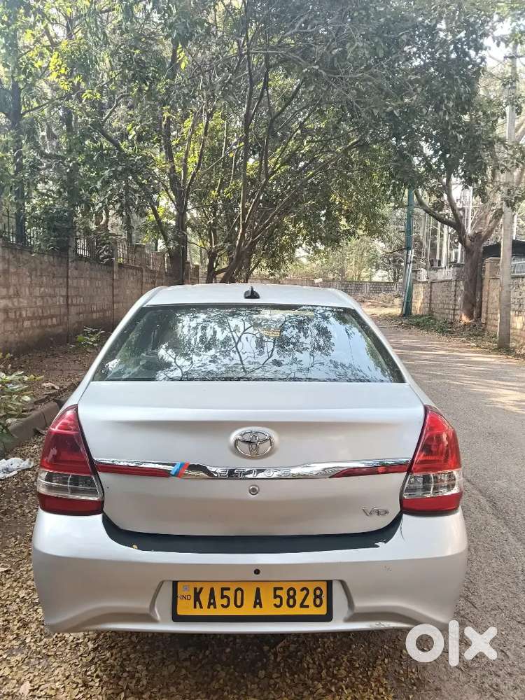 Toyota Etios Cross 2017