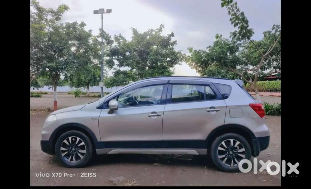 Maruti Suzuki S Cross 2016 Diesel Well Maintained