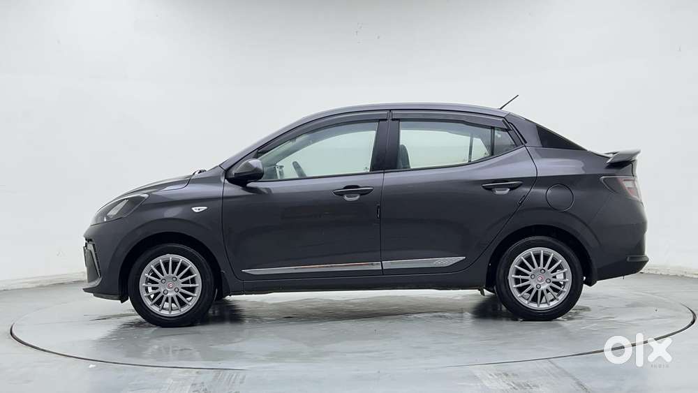 Hyundai Aura 1.2 S Petrol Amt, 2023, Petrol