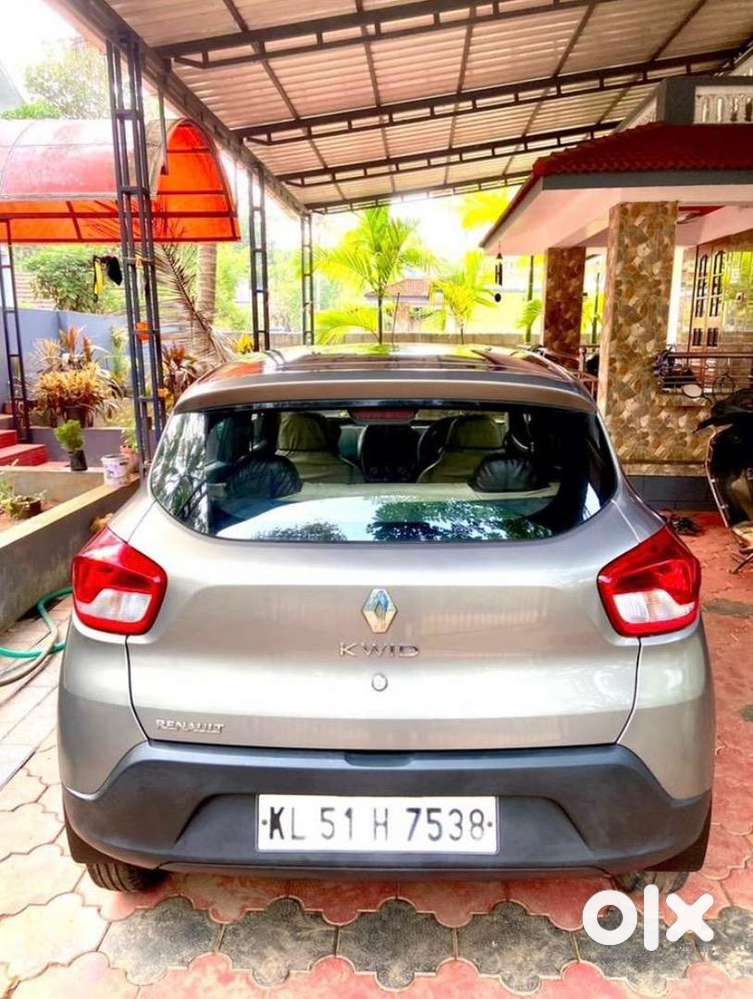 Renault Kwid 2017 Petrol Lady Driven Well Maintained