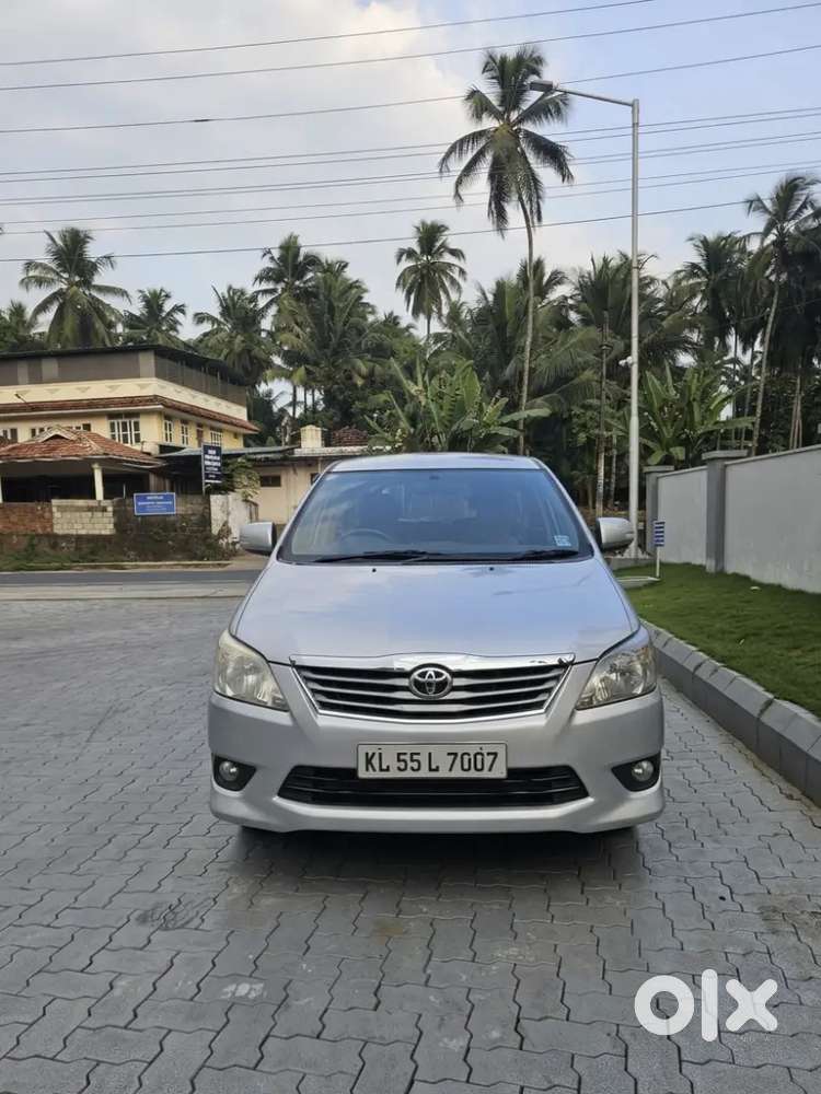 Toyota Innova V 2013 Original Kerala