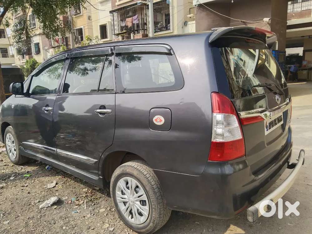 Toyota Innova 2016 Diesel Well Maintained