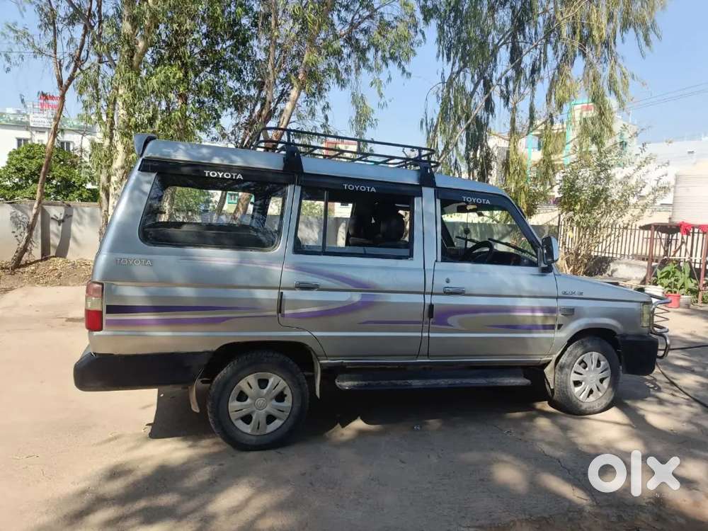 Toyota Qualis 2007 Diesel Well Maintained