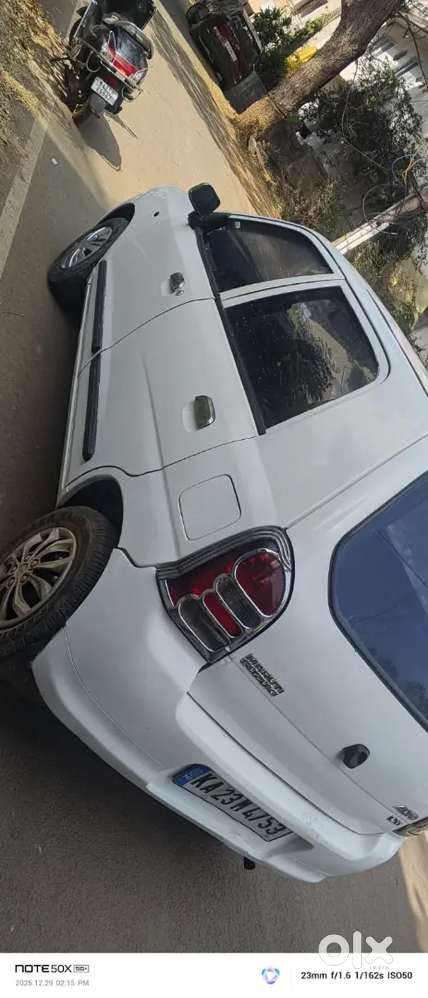 Maruti Suzuki Alto 800 Lxi 2012