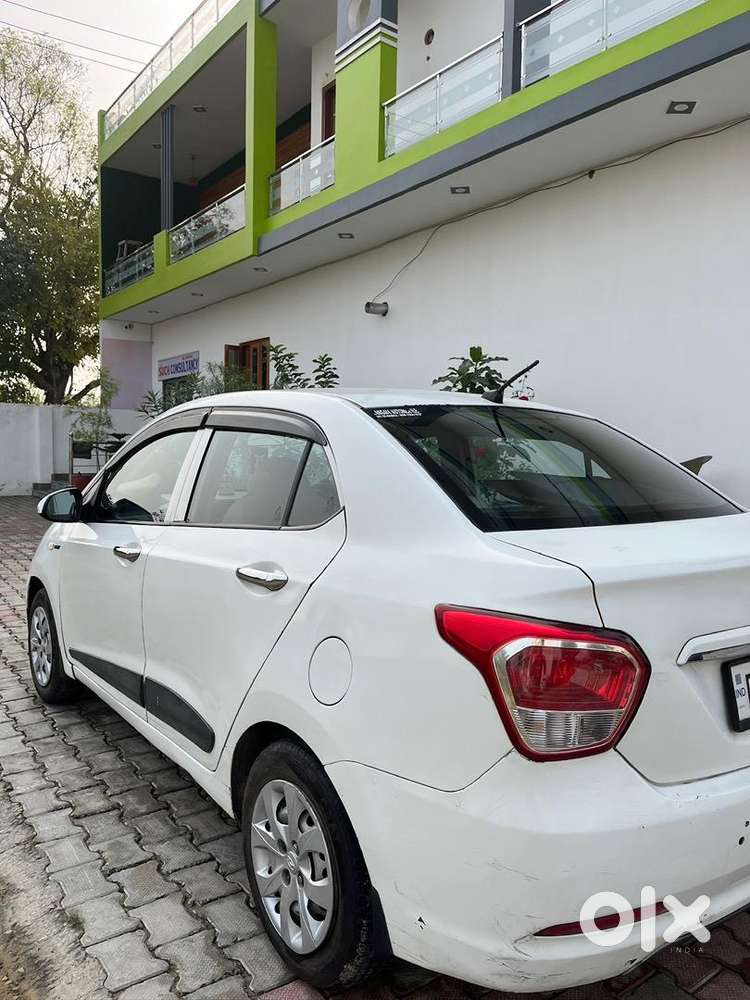 Hyundai Xcent 2016 Cng & Hybrids Good Condition