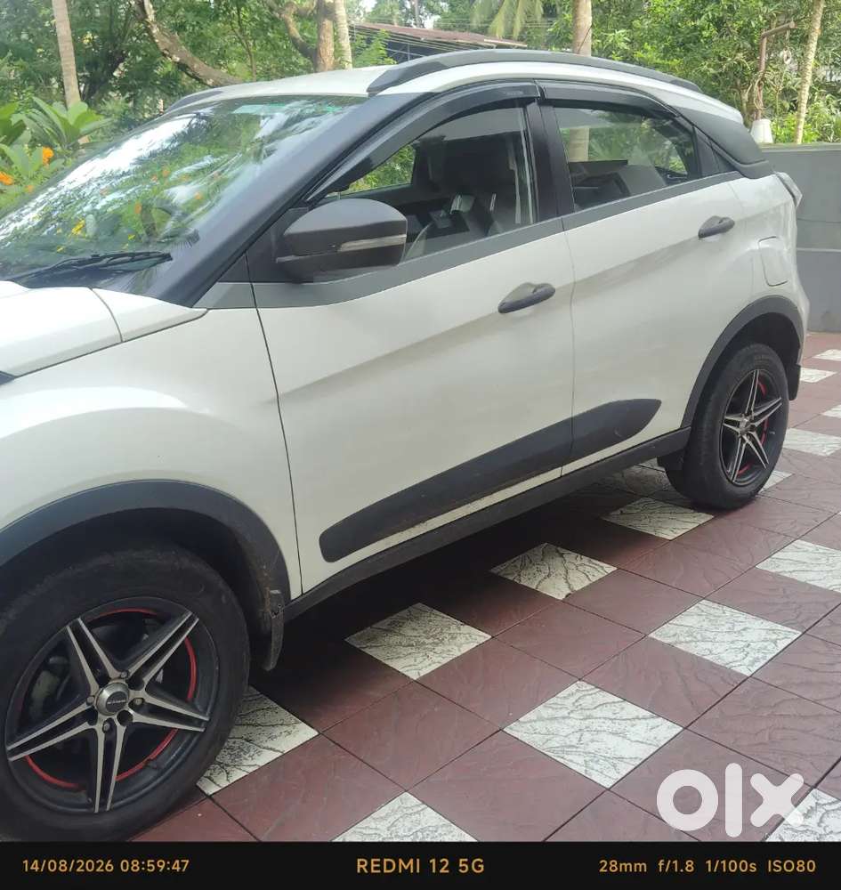 Tata Nexon Xm 2020