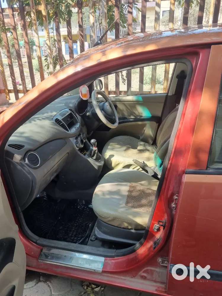 Hyundai I10 2012 Petrol 71000 Km Driven Well Maintained