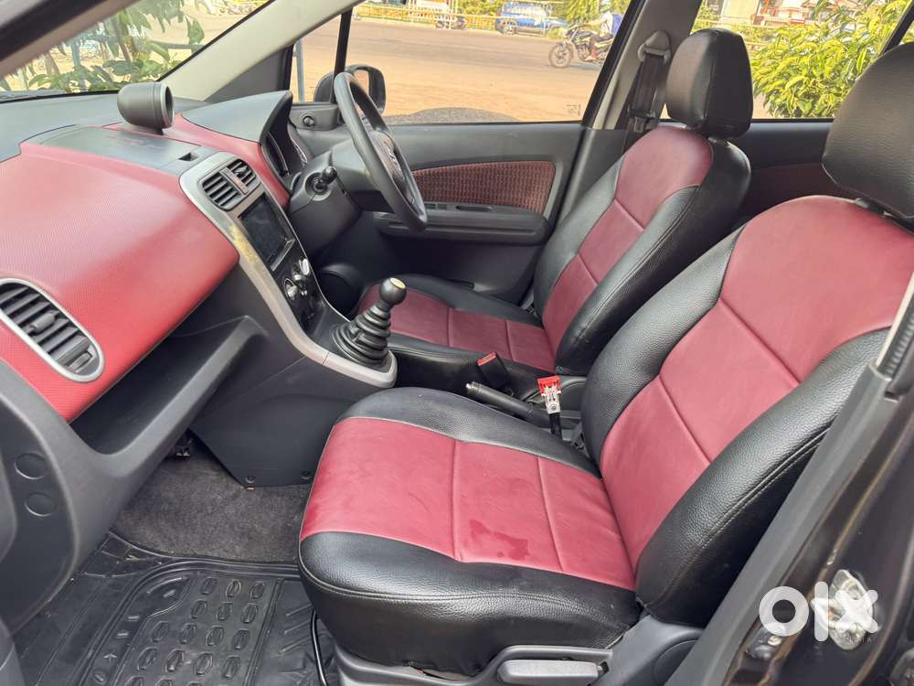 Maruti Suzuki Ritz Vxi, 2013, Petrol